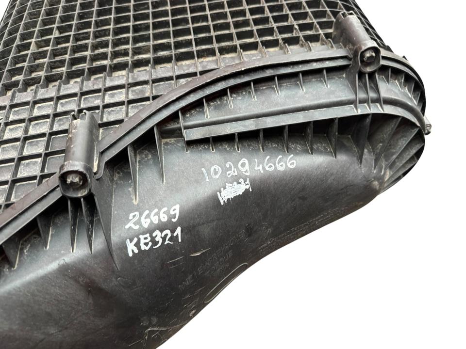 Air filter housing A0190944502 Mercedes-Benz Trucks ACTROS MP4 / MP5 2018