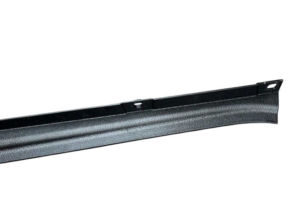 Plastikinė apdaila A9606952757 Mercedes-Benz Trucks ACTROS MP4 / MP5 2019