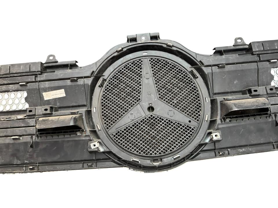 Hood, bonnet grill A9607500618 Mercedes-Benz Trucks ACTROS MP4 / MP5 2018