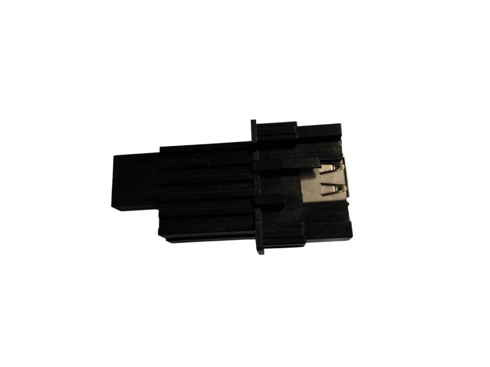 Внутренний зарядный порт 2341214 USB DAF XG 2022