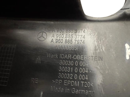 Plastikinė apdaila A9608853974 Mercedes-Benz Trucks ACTROS MP4 / MP5 2018