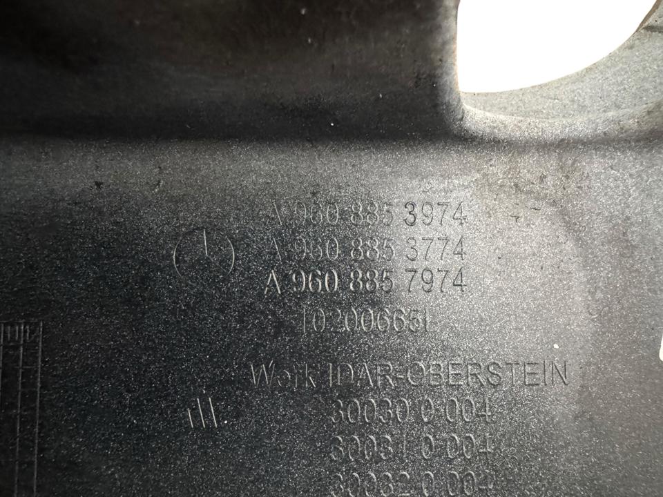 Пластиковая отделка A9608853974 Mercedes-Benz Trucks ACTROS MP2 / MP3 2018