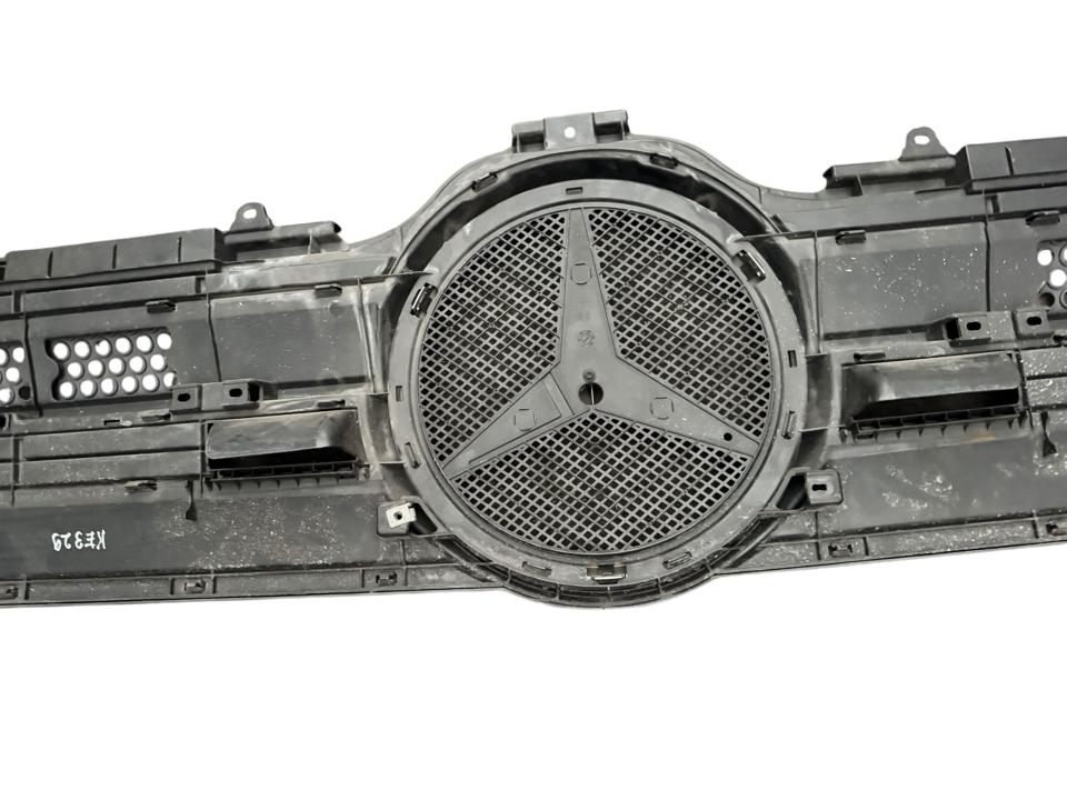 Решетка капота A9607500618 Mercedes-Benz Trucks ACTROS MP4 / MP5 2018