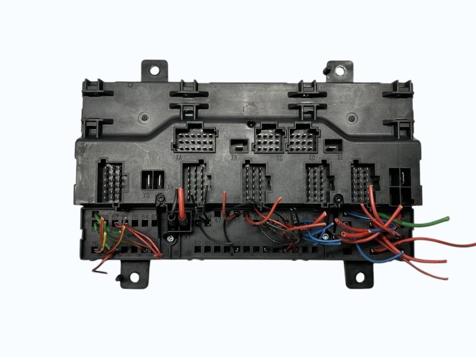 Saugiklių blokas 20476480 Renault Trucks MAGNUM 1999