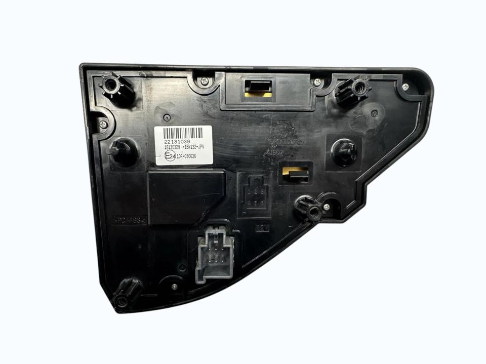 Radio panel, switch 22131039 Volvo Trucks FH II 2015