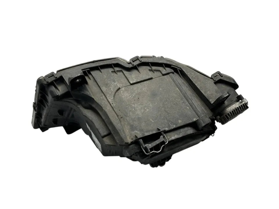 Основная фара 81251016742 UK MAN Trucks TGX II 2021 справа