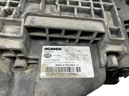 Žibintas 2655846 UK Scania R II 2019 kairė