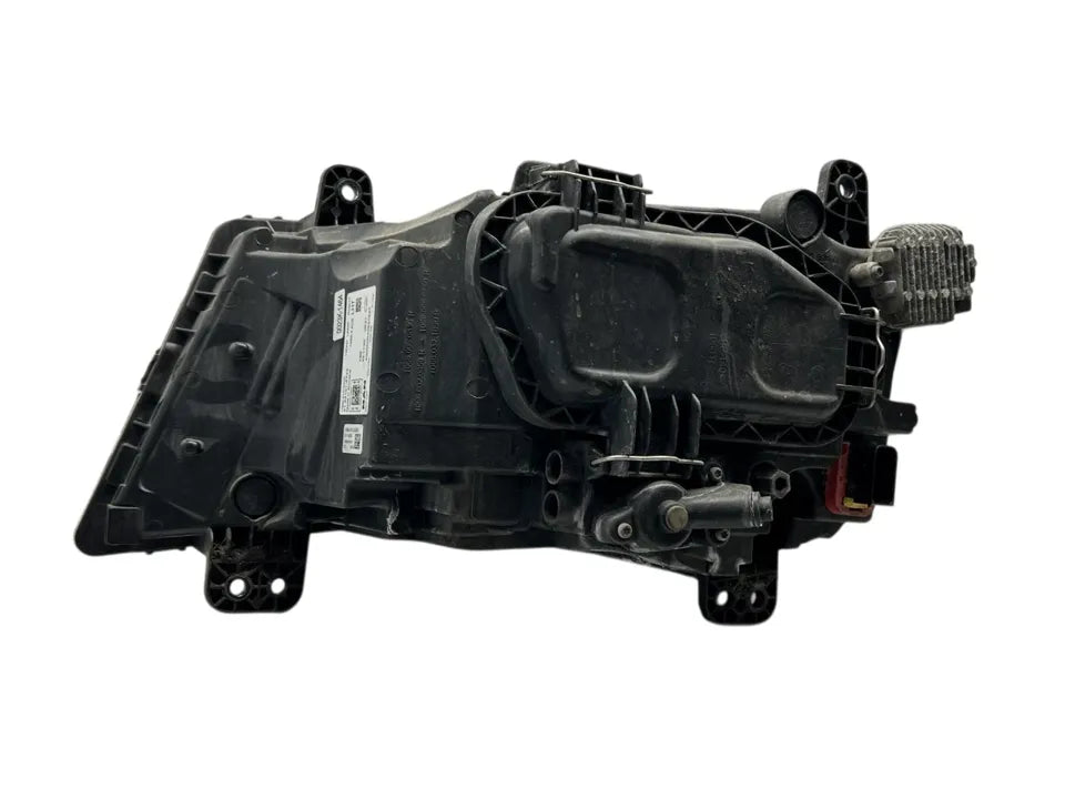 Основная фара 81251016742 UK MAN Trucks TGX II 2021 справа