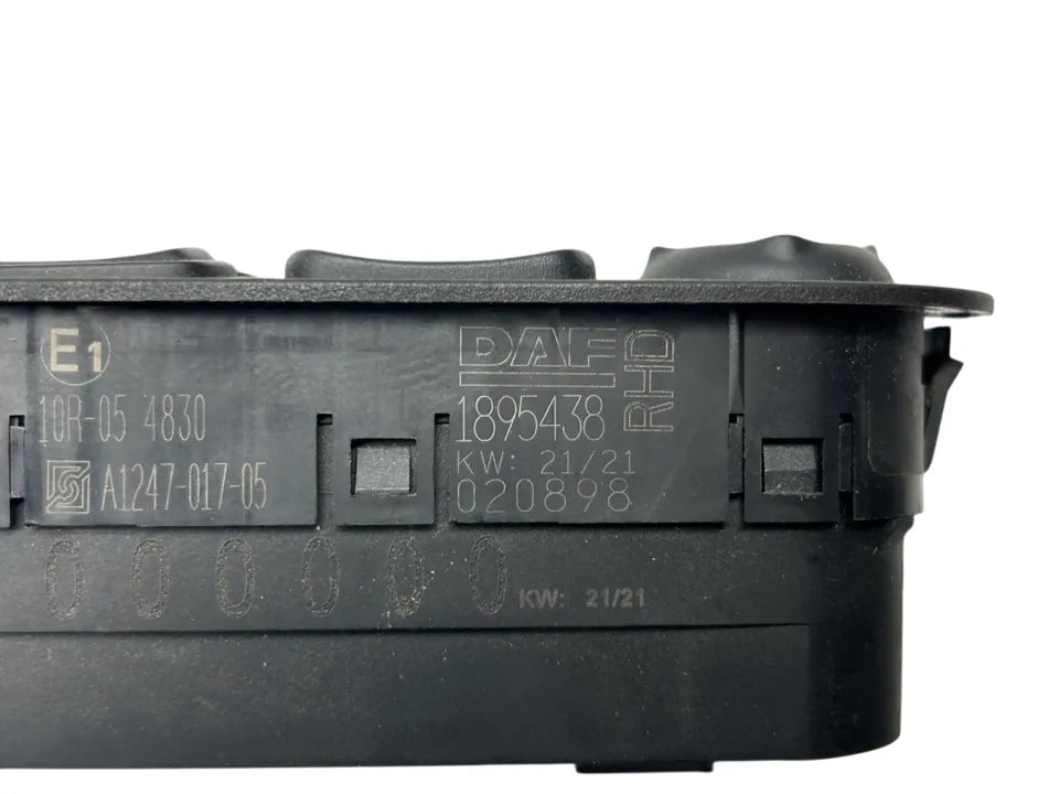 Window lift switch 1895438 DAF XF 2017