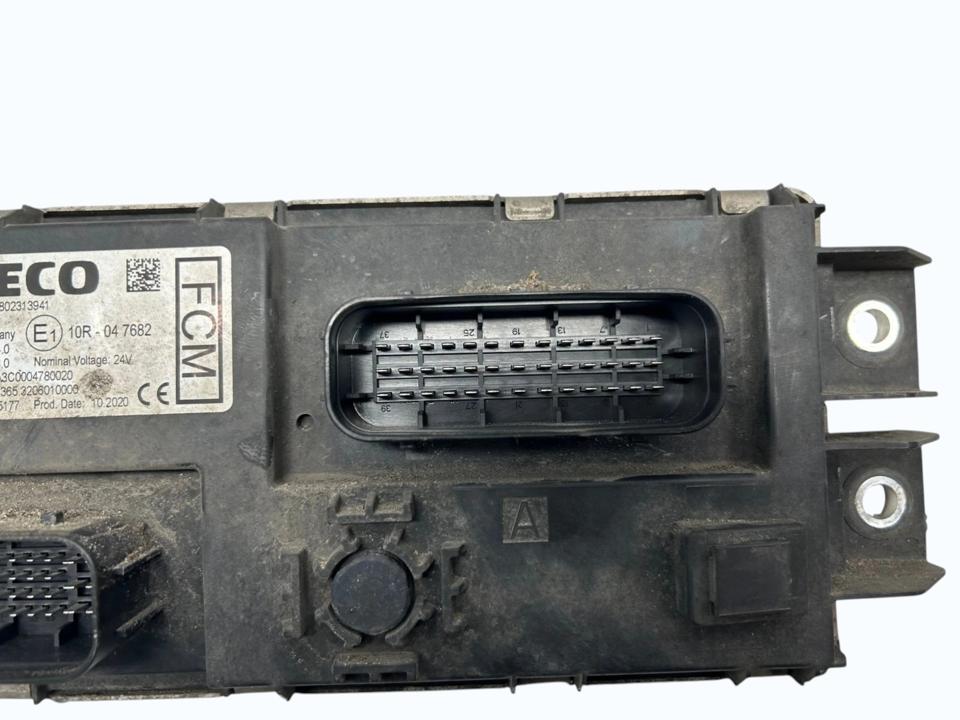 Control unit 5802313941 FCM Iveco Trucks S-WAY 2021