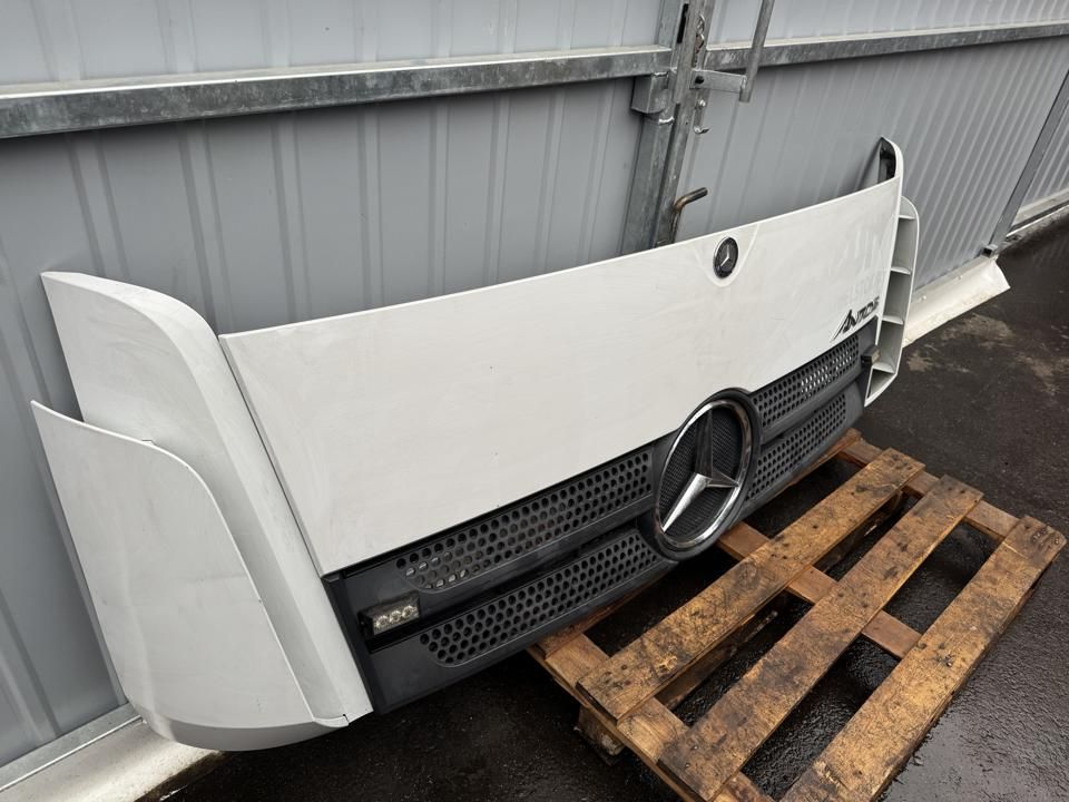 Hood, bonnet A9607500309 Mercedes-Benz Trucks ANTOS 2017