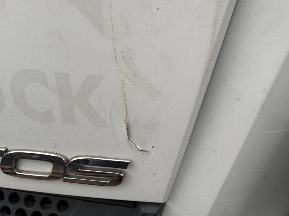 Hood, bonnet A9607500309 Mercedes-Benz Trucks ANTOS 2017