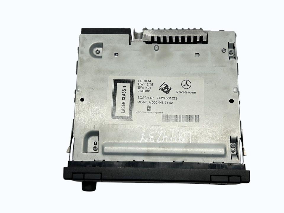 Аудиосистема A0004467162 radio Mercedes-Benz Trucks ATEGO 3 2017