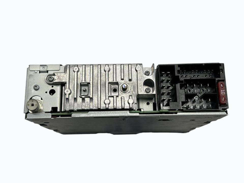 Аудиосистема A0004467162 radio Mercedes-Benz Trucks ATEGO 3 2017