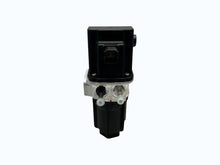 NEW Mercedes Benz AdBlue pump A0001409678