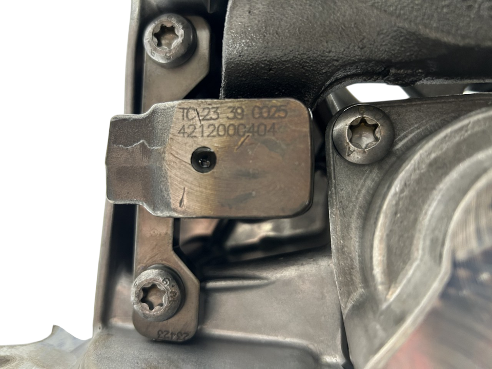 Pavarų dėžės vožtuvas 24330951 Volvo Trucks FH III 2023