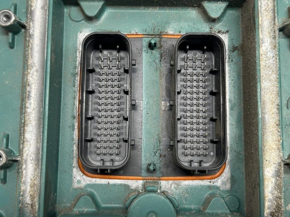 Variklio valdymo blokas 23336638 Volvo Trucks FH II 2019