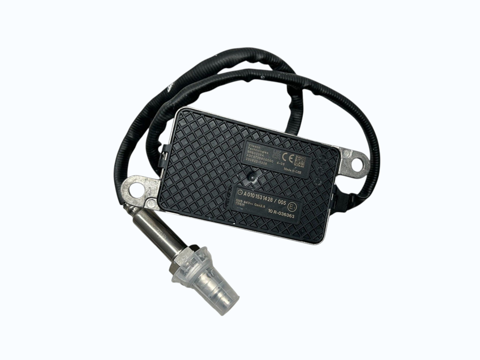 NEW Mercedes Benz NOX sensor A0101531428